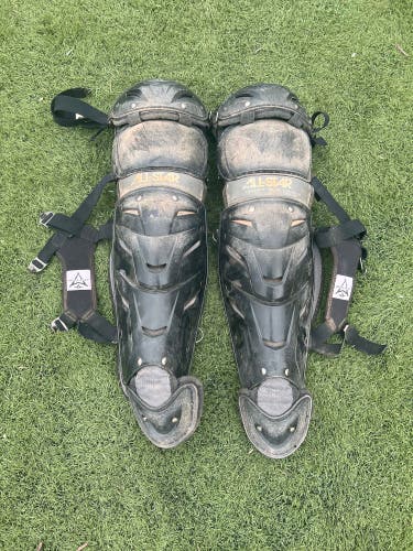 Used All Star System 7 Catcher's Leg Guard Size 14.5”
