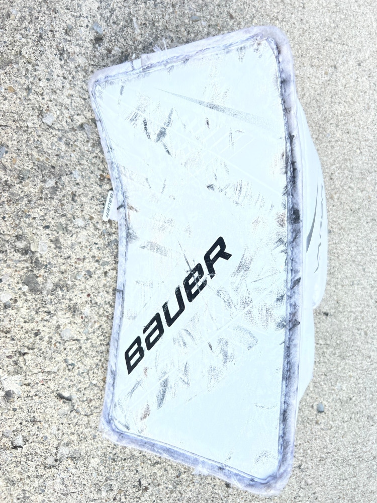 Used Bauer Vapor X700 Regular Goalie Blocker