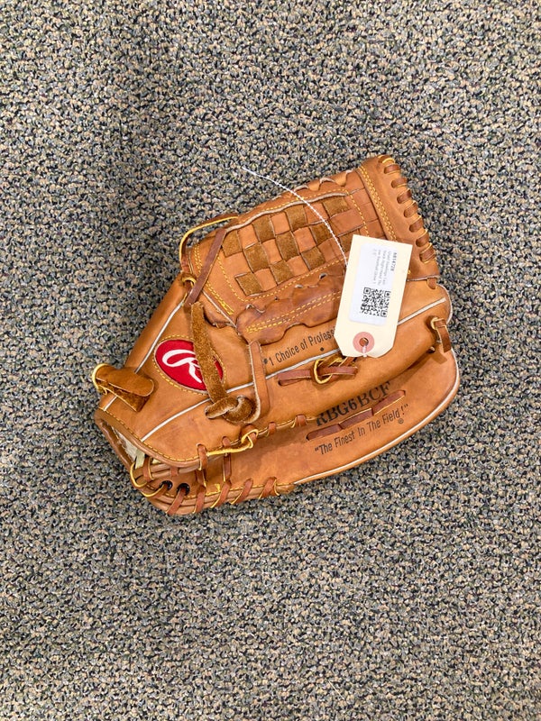 Rawlings Heart of the Hide R2G 12.25 in Baseball Glove -PRORKB17 – Prime  Sports Midwest