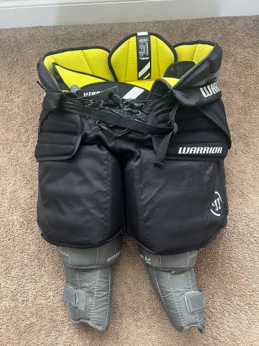LIKE NEW Large Warrior Pro Stock Ritual X Pro Hockey Goalie Pants