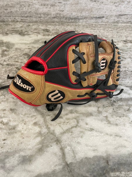 Used Right Hand Throw 11" A550 Baseball Glove