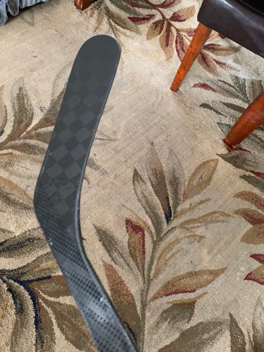 Senior Right Handed P92 Pro Stock Catalyst 9X Hockey Stick