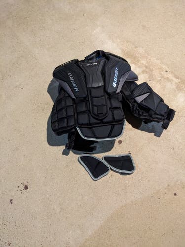 Like New Intermediate Small Bauer Elite Goalie Chest Protector