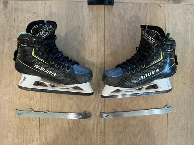 Used Bauer Pro Hockey Goalie Skates Size 5.5 Fit 2 Intermediate