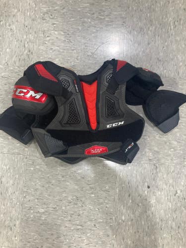 Junior Used Medium CCM Shoulder Pads