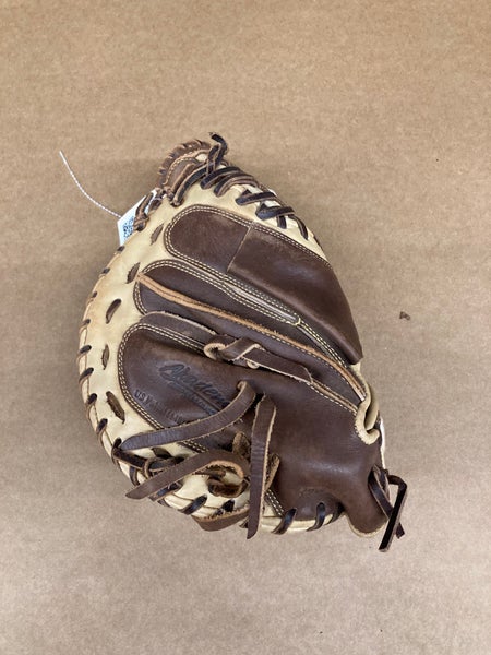 Used Akadema APM 42 Right Hand Throw Catcher Baseball Glove 33