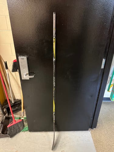 2 Intermediate Left Hand P92 Supreme 1S Hockey Stick