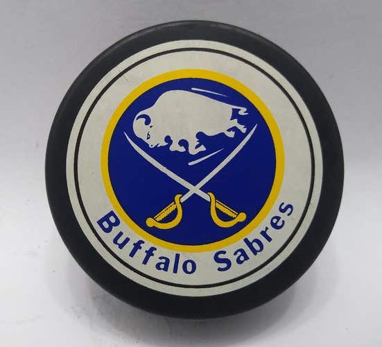 1985-92 BUFFALO SABRES Large Logo Official NHL Hockey GAME PUCK Ziegler GT1