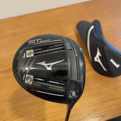 Men's Right Handed Extra Stiff Flex 9 Loft ST200 Driver