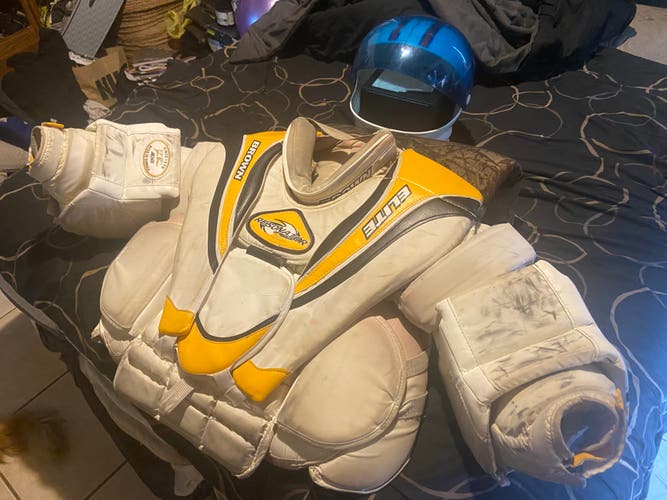 Used Medium Goalie Chest Protector Pro Stock