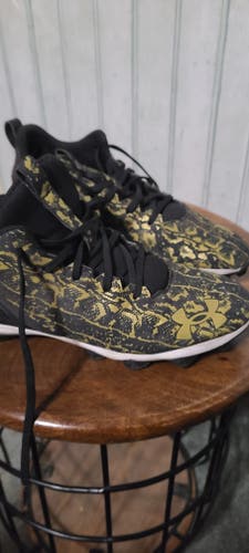 Used Men's Size 9.0 (Women's 10) Molded Cleats Under Armour Mid Top