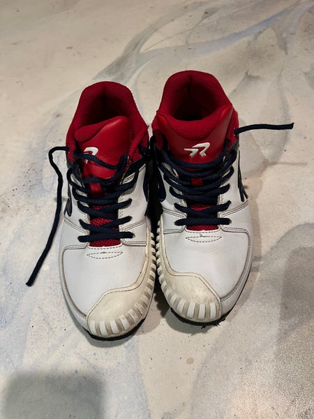 Ringor softball cleats