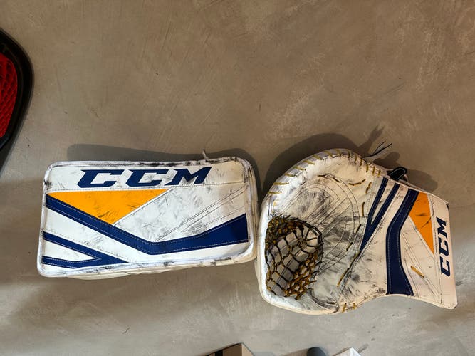 Carter Hutton Pro Stock CCM Premier II glove/blocker