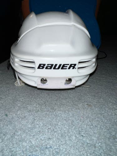 Used Small Bauer Re-Akt Helmet