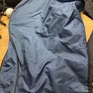 Golf bag rain cover in blue
