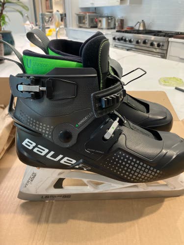 Bauer Konect Goalie Skates Size 7 Extra Blades