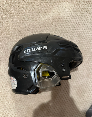 Used Large Bauer Re-Akt Helmet