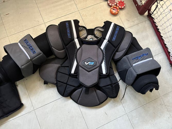 Used Small Vaughn Velocity V9 Goalie Chest Protector