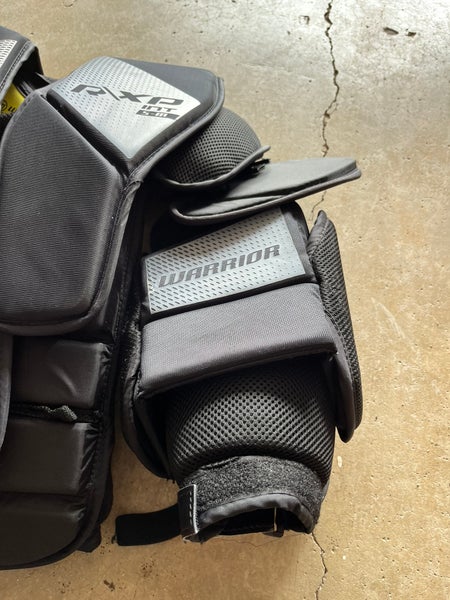 Used Small/Medium Warrior Ritual XP Goalie Chest Protector