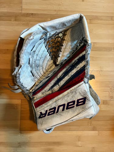 Bauer RX8 full right goalie glove INTERMEDIATE