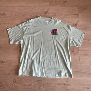 Top man Just Chillin Green T Shirt XL - NEW