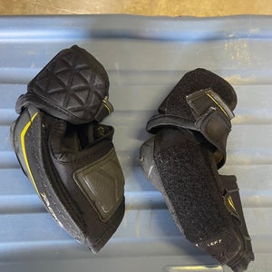 CCM Tacks Junior Large Elbow Pads