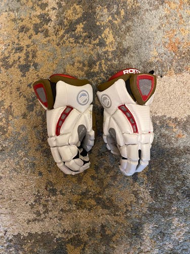 Brown University Maverik gloves