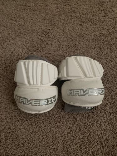 Used Medium/Large Maverik Rome RX Arm Pads