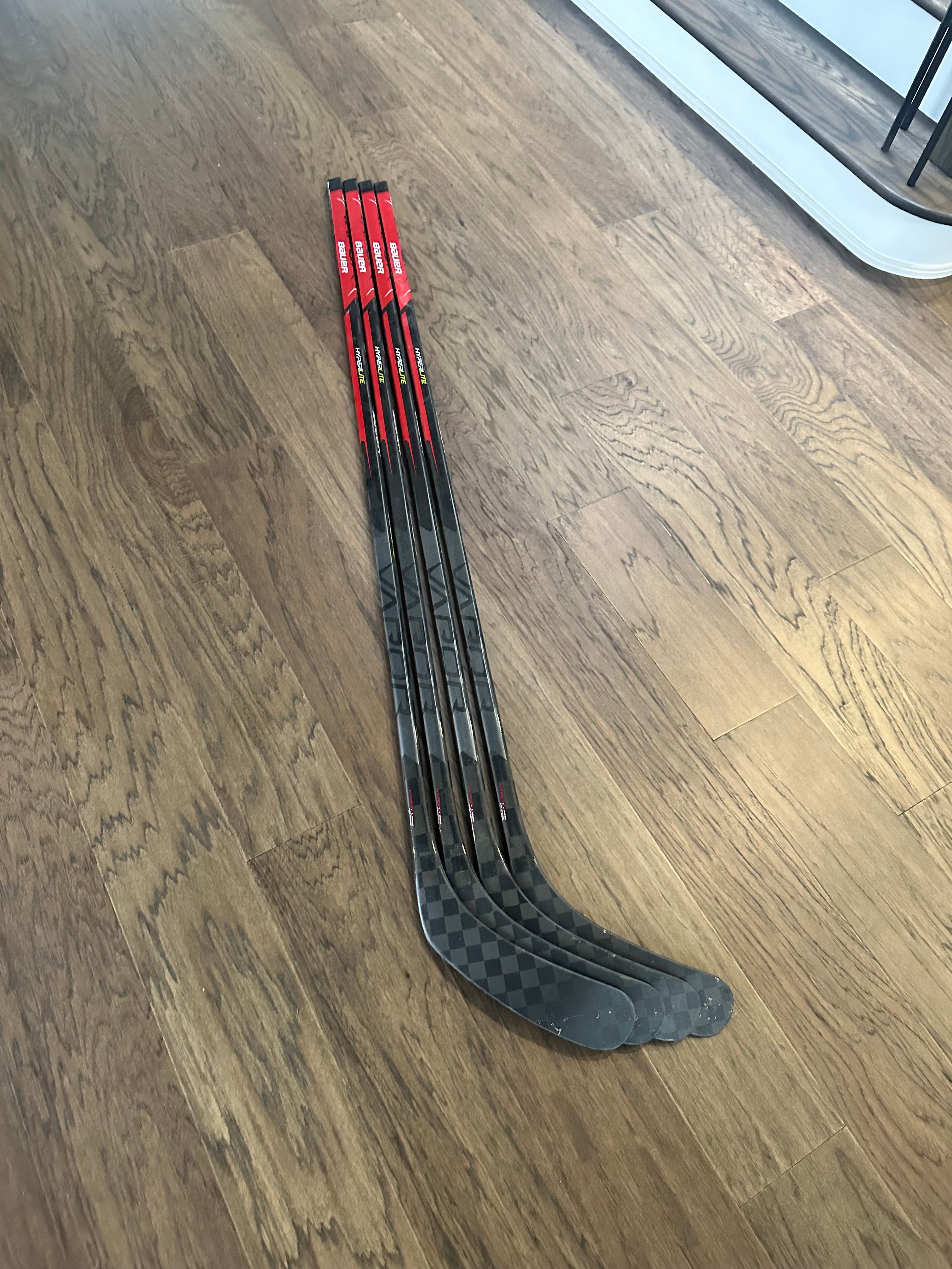 Like New Right Handed V5E Hockey Stick