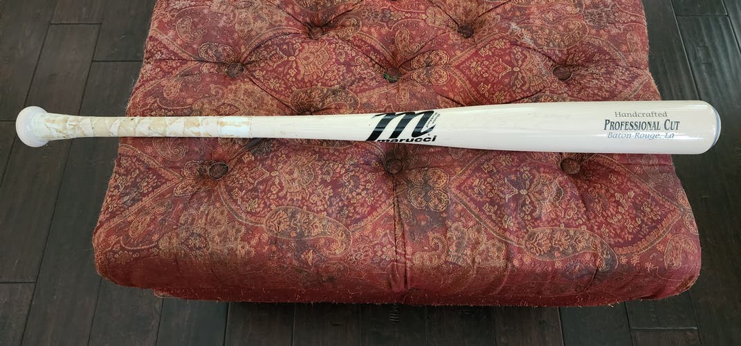 Used Marucci Maple Professional Cut Bat (-3) 29 oz 32"