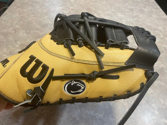 New Custom Penn State 2022 Wilson A2000 First Baseman Glove 12.5"