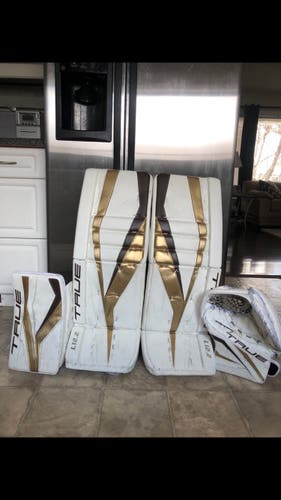 33" Regular L12.2 Goalie Full Set