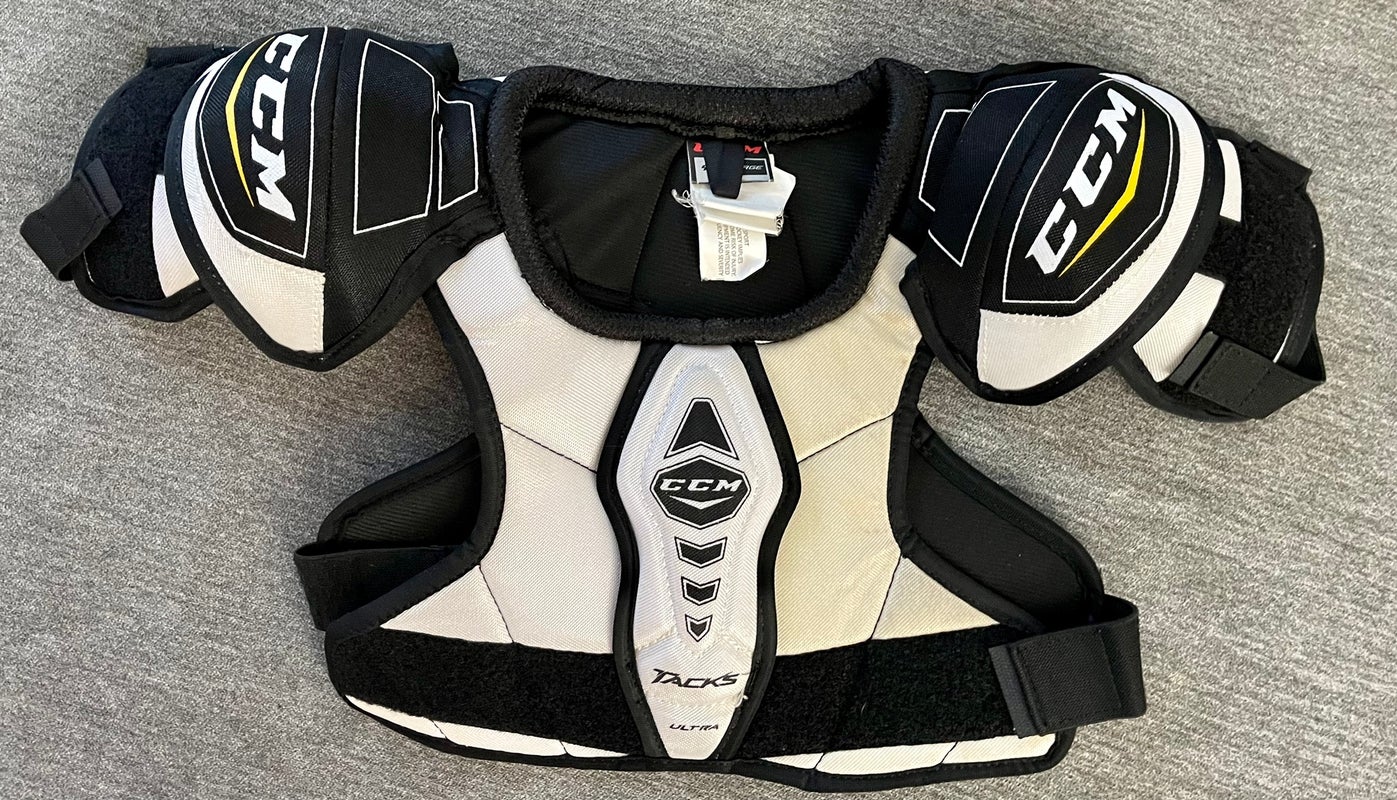 New Large CCM Ultra Tacks Pro Shoulder Pads SidelineSwap
