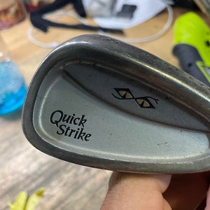 Snake eyes iron n8 in right