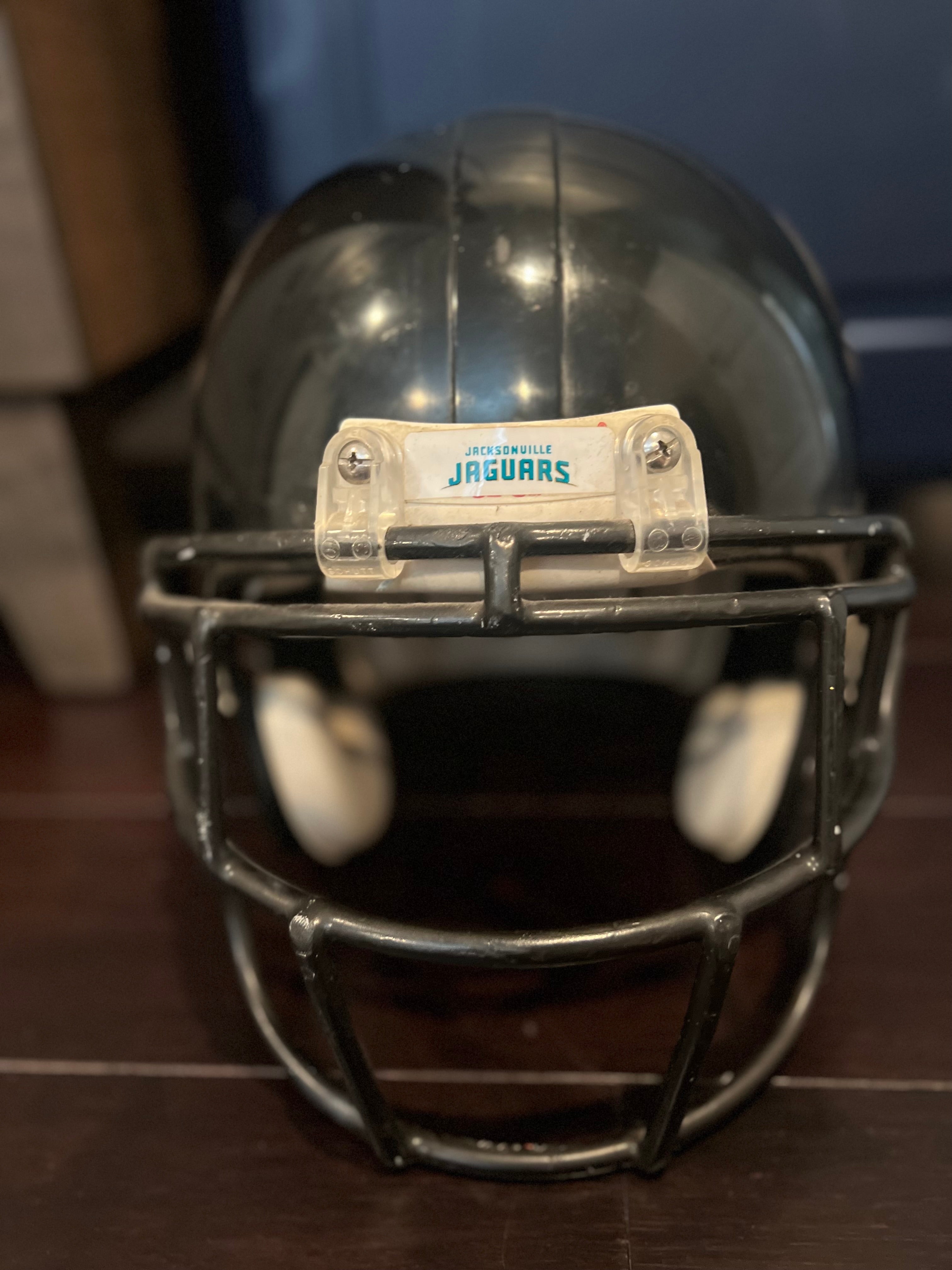 Jacksonville Jaguars Throwback Helmet 13-17