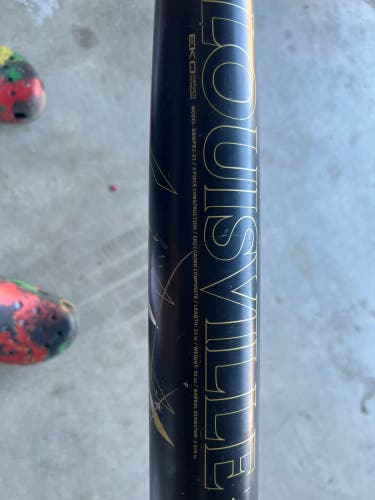 Used Louisville Slugger (-3) 30 oz 33" Meta Bat