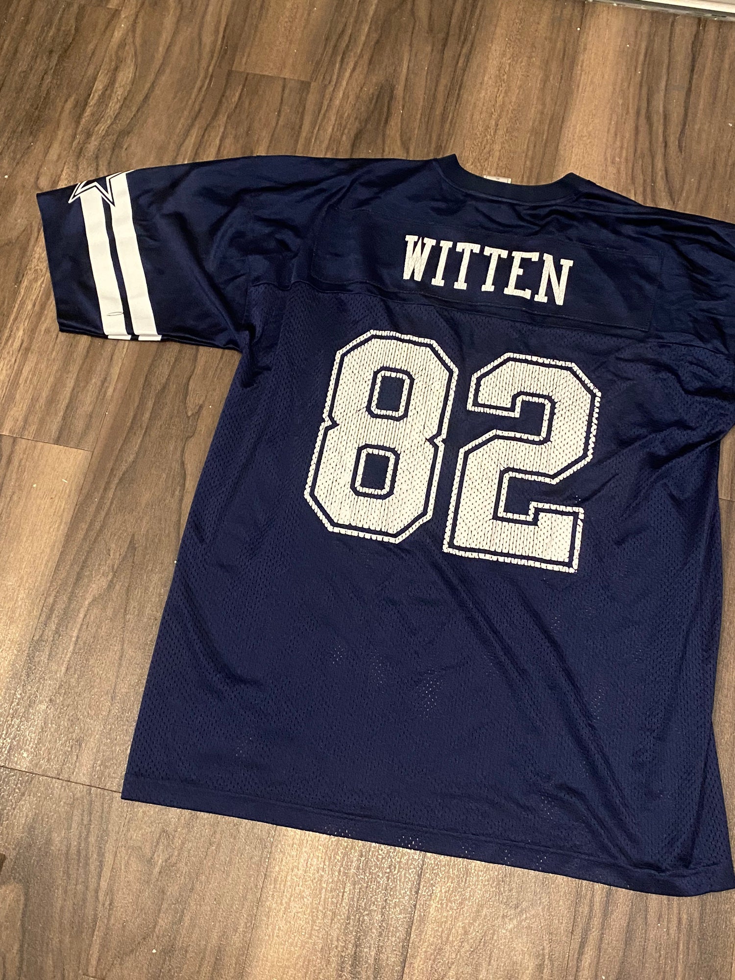 witten signed jersey