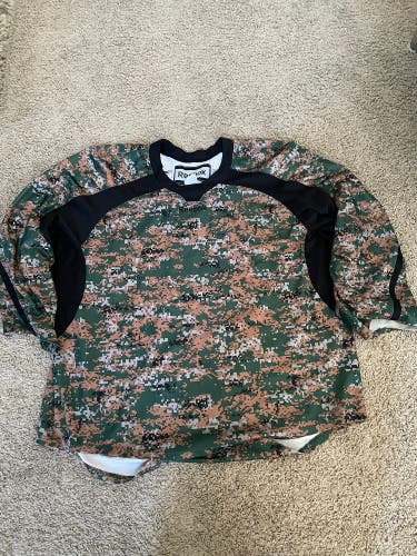 Used Adult Unisex Reebok Jersey