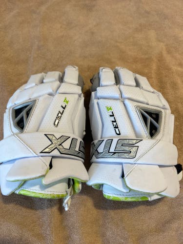 Like New STX Cell V Lacrosse Gloves Med