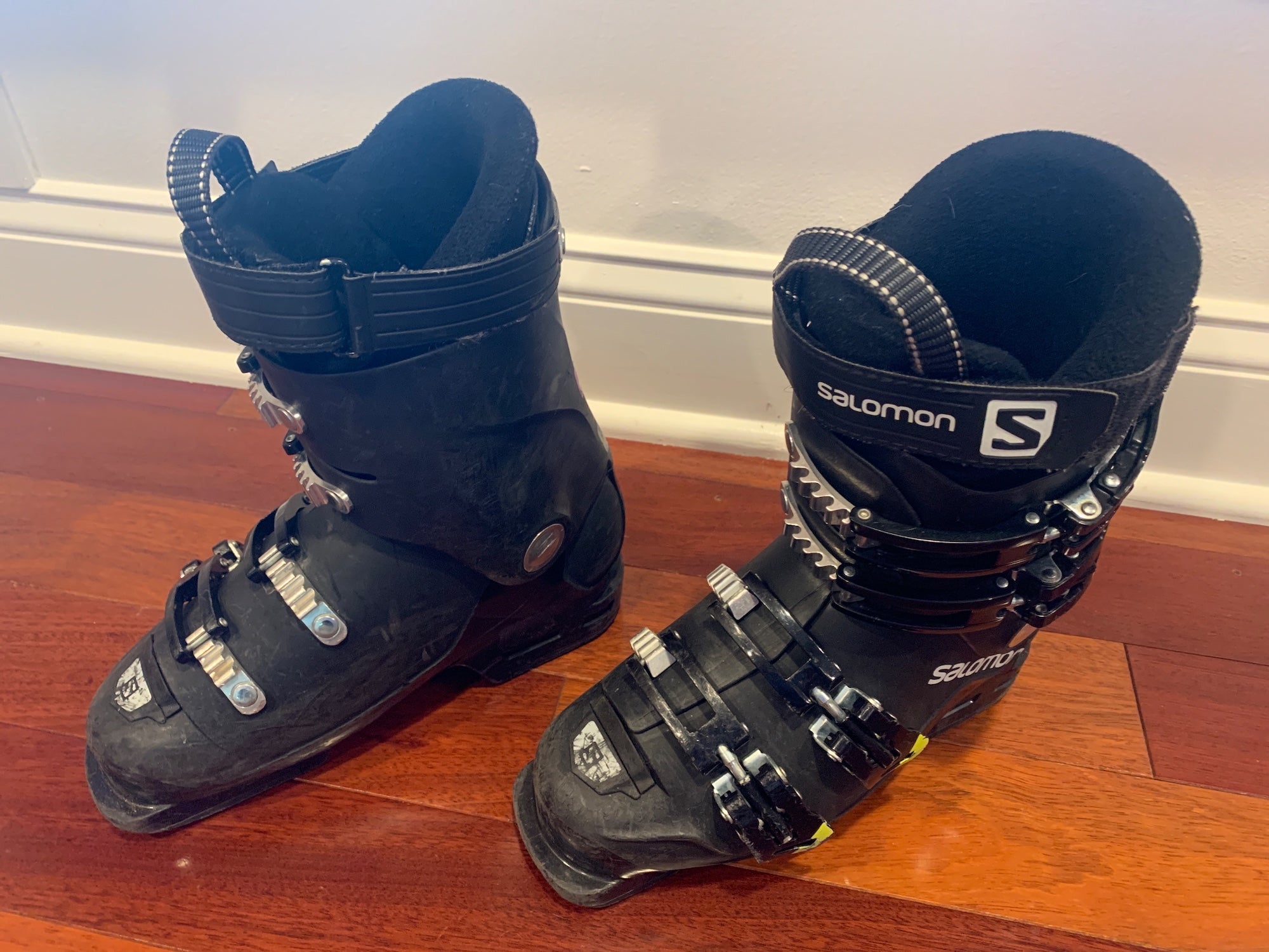 Used Salomon Ski Boots SidelineSwap