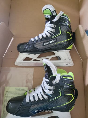 Junior Used Bauer GSX Hockey Goalie Skates Regular Width Size 3