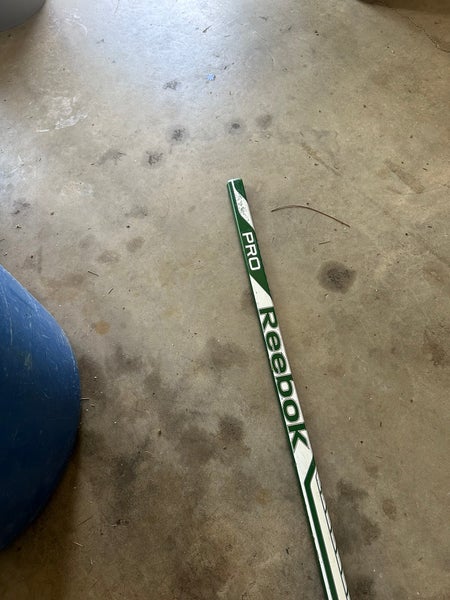 Reebok goalie stick 30 Inch (actual Size Of The Stick Not The ...