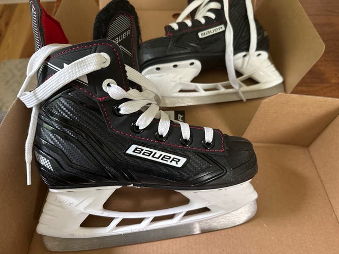 Used Bauer Regular Width Size 13 Ns Hockey Skates