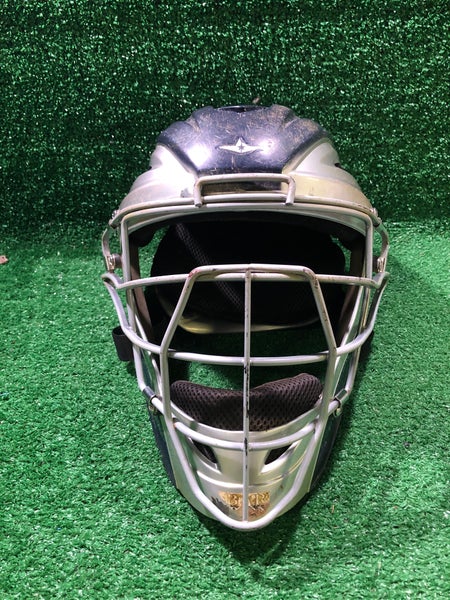 Louisville Slugger Baseball Hockey Style Catchers Helmet Mask Adult SIZE  Medium