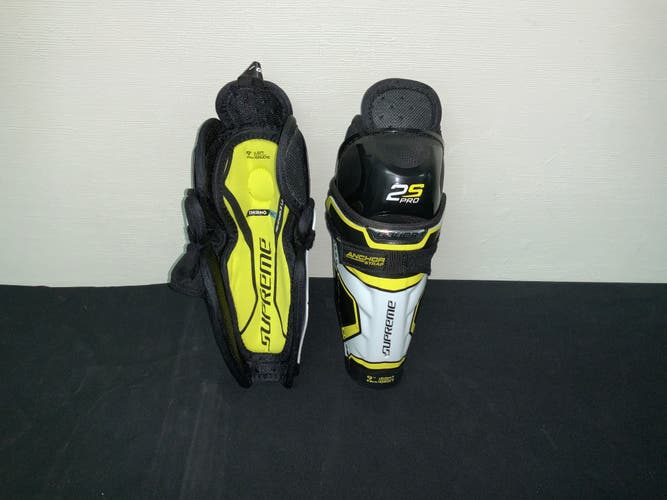 New Youth Bauer Supreme 2S Pro Shin Pads 9”