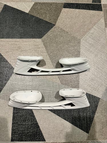 New Bauer Lightspeed Edge holders 280