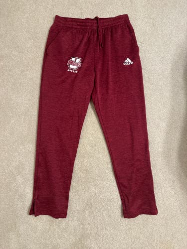UMass Hockey Team Issued Sweatpants And Quarterzip Bundle