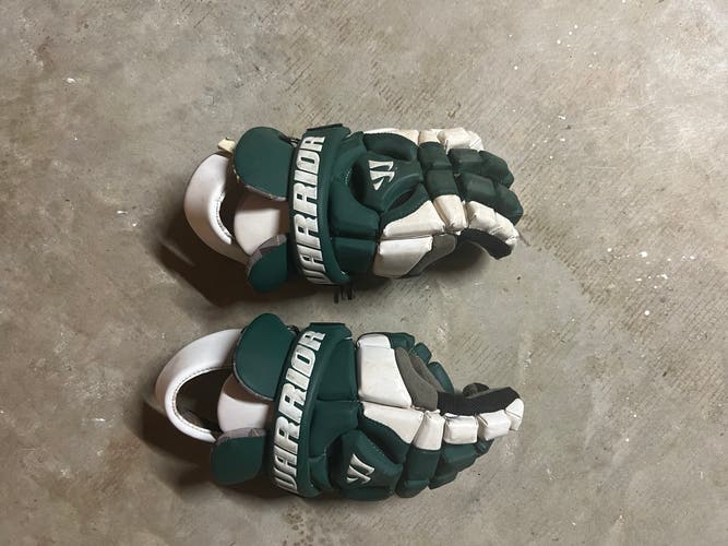 Used Player's Warrior Small Riot II Lacrosse Gloves