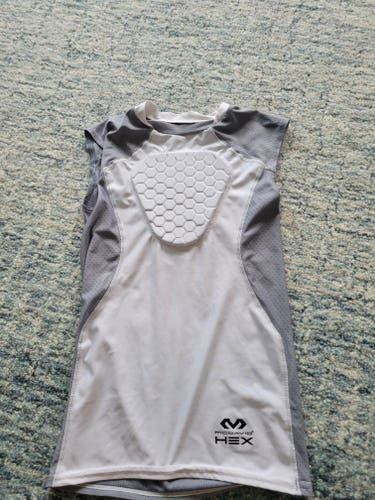 White Used Small Kids Unisex McDavid HEX Padded chest Shirt