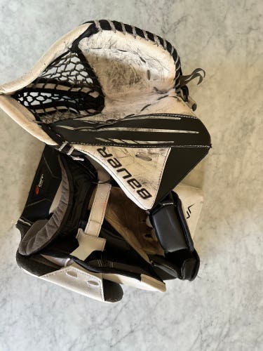 Used Bauer Regular Vapor 3X Intermediate Glove & Blocker